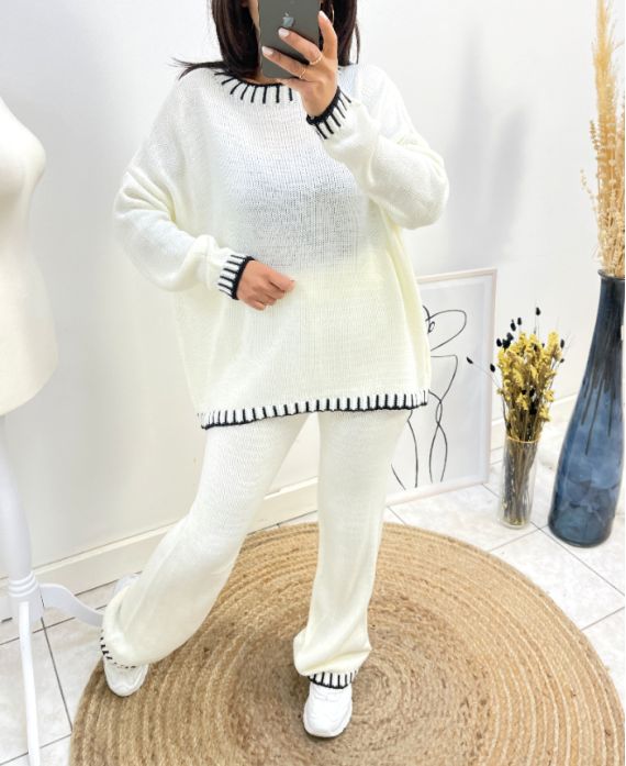 ENSEMBLE SURPIQURE PULLOVER + PANTALON